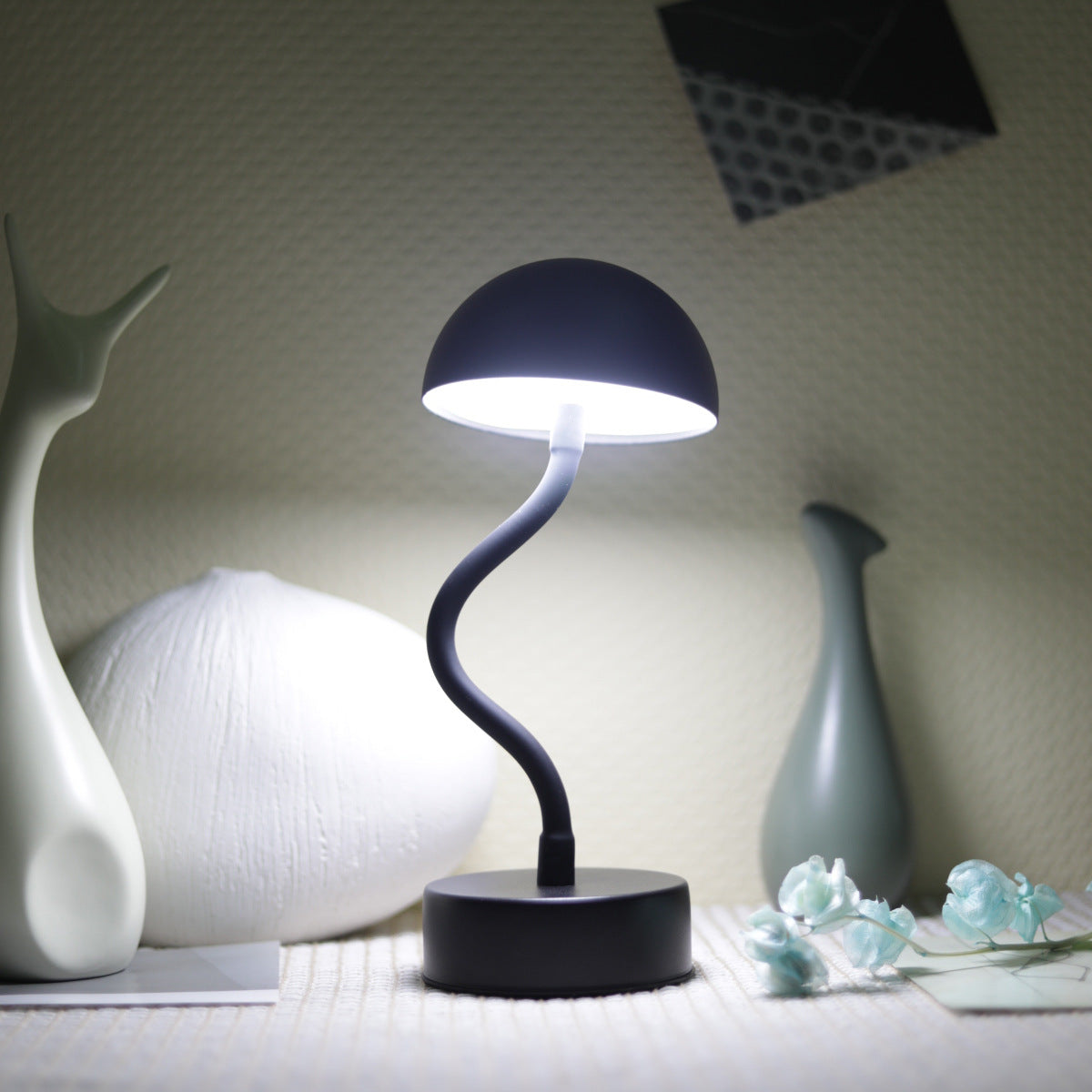 Creative Mushroom Table Lamp